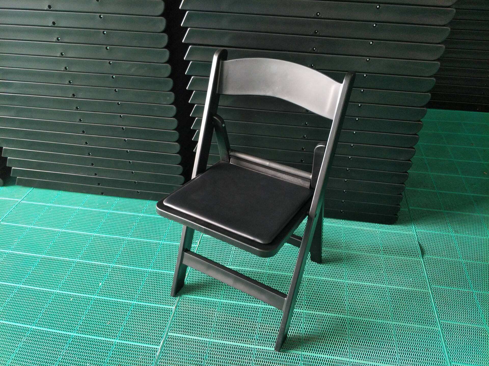 Chaise pliante noire