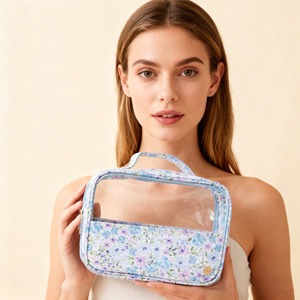 Sac de toilette de voyage de dessin animé avec séparation sec/humide pour femmes, ensemble de rangement portable imperméable pour la baignade et la natation, trousse de maquillage - Product Image 1