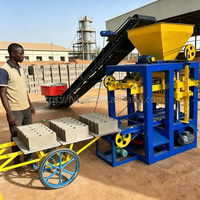 Équipement semi-automatique pour briques en béton QT4-26, produit des blocs standard et des pavés