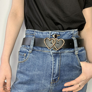 Ceintures en forme de cœur <span class=keywords><strong>pour</strong></span> femmes, en cuir PU, avec boucle double cœur, style tendance <span class=keywords><strong>pour</strong></span> jeans et robes - Product Image 2