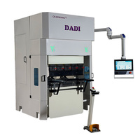 Presse plieuse CNC entièrement électrique DADI, économique, entraînée par un moteur servo, facile à utiliser pour les travaux de pliage de tôles en atelier métallurgique