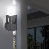 Lampe murale LED étanche en aluminium moulé sous pression avec diffuseur en polycarbonate carré décoratif pour jardin, intérieur, extérieur, montage mural