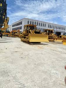Bulldozer Caterpillar D8K con Chasis de Alta Resistencia y Gran Capacidad de Carga - Product Image 2