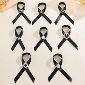 Broche de Lapela Rosa de Conscientização sobre o Câncer de Mama com Cristais de Strass, Joia de Metal - Product Image 2