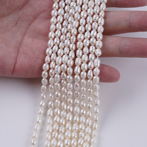 ไข่มุกน้ำจืดธรรมชาติทรงข้าวบาร็อคสองด้าน ขนาด 4-5 มม. สำหรับทำสร้อยคอ DIY ผลิตภัณฑ์กึ่งสำเร็จรูป ขายส่ง - Product Image 4