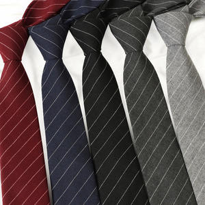 Corbatas a Rayas de 6 cm con Diseño Jacquard, Marca Tiyo, 100% Poliéster, Anti-Pilling, Formales para Hombres, Mujeres, Estudiantes, Uniformes, Negro, Gris, Rojo - Product Image 1