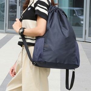 Sac à dos à cordon personnalisé en polyester et nylon imperméable, idéal pour le sport, fabriqué au Vietnam, en RPET, unisexe, avec logo et motifs personnalisés – Vente chaude - Product Image 3