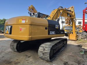 Excavadora de cadenas Caterpillar 320CL usada, 20 toneladas, modelo 2022, motor Cummins, bomba hidráulica para construcción y regulación de ríos - Product Image 2