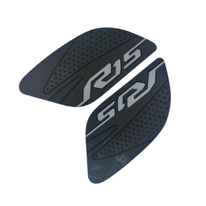 适用于雅马哈摩托车<span class=keywords><strong>YZF</strong></span> <span class=keywords><strong>R15</strong></span> R-15改装油箱绝缘侧贴膝盖防滑贴纸