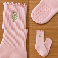 Chaussettes de yoga côtelées imprimées respirantes et chaudes de haute qualité pour femmes avec logo personnalisé, accessoires de sport antidérapants