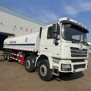 Camión Cisterna SHACMAN F3000 8X4 de 28000 Litros con Rociador de Agua, 350HP, Tanque de Acero Inoxidable, Camión Cisterna para Transporte de Agua - Product Image 1
