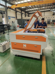 नया JL-K1390 Co2 लेजर उत्कीर्णन और अंकन मशीन उच्च परिशुद्धता 1 वर्ष की वारंटी घरेलू ब्रांड - Product Image 6