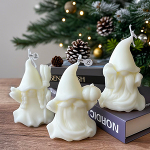 Candela Profumata in Cera di Soia Creativa e Originale a Forma di Nano per Decorazione Casa Regalo Olio San Valentino Ringraziamento Pasqua - Product Image 6