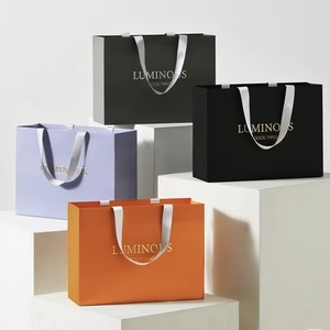 Bolsas de papel ecológicas personalizadas para salones de belleza, sitios de exposición, bolsas de embalaje de regalo de alta calidad - Product Image 2