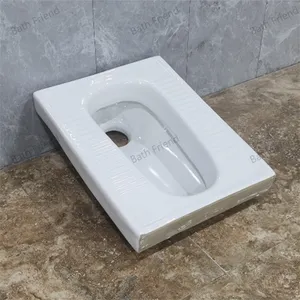 مرحاض إفريقي رخيص مزود بمعايير إيطالية ، مقلاة لتقطيع المرحاض مصنوعة في الصين