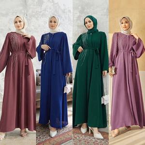 Abaya élégante et luxueuse <span class=keywords><strong>en</strong></span> une seule pièce de haute qualité pour femmes musulmanes, <span class=keywords><strong>vente</strong></span> <span class=keywords><strong>en</strong></span> <span class=keywords><strong>gros</strong></span> pour l'Aïd Ramadan 2026, Dubaï - Product Image 4