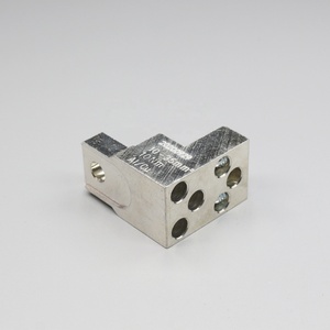 Xốp đa dây hợp kim nhôm khối thiết bị đầu cuối ô tô vít thiết bị đầu cuối với Lug loại cho khác nhau ứng dụng ô tô - Product Image 1