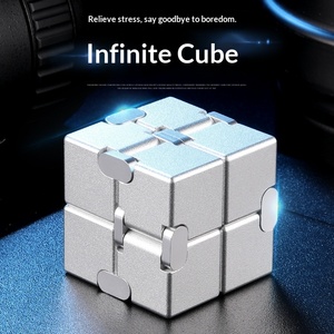 <span class=keywords><strong>Cubo</strong></span> de <span class=keywords><strong>Rubik</strong></span> Ilimitado de Segunda Orden, Modelo 686, Artefacto de Descompresión Variado, Juguete de Dedos de Aleación de Metal para Adultos, Shantou - Product Image 2
