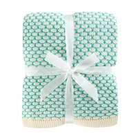 Jeté de canapé en tricot doux personnalisé Magic Green, turquoise clair, blanc, petit motif floral, tricot torsadé, pour la maison, le lit