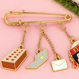 Popular Custom Decorative Key Chain Cute Metal Hard Soft <strong>Enamel</strong> Key Chain - Product Image 1