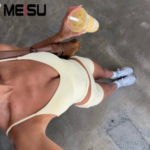Ensemble de yoga MEISU : Débardeur de fitness à col en V, soutien-gorge de sport sans dos antichoc, gilet de gym, leggings de yoga effet seconde peau pour femme, ensemble de tenue d'entraînement - Product Image 3