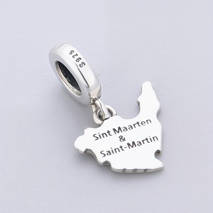 สร้อยข้อมือลูกปัดเงินแท้ 925 ลายธงชาติอารูบา ไซปรัส และเซนต์ลูเซีย ยี่ห้อ Pan Charms เข้ากับสร้อยข้อมือแท้ ดีไซน์ทันสมัย รับประกันคุณภาพ เครื่องประดับคุณภาพสูง - Product Image 5