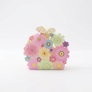 Caja <span class=keywords><strong>de</strong></span> dulces <span class=keywords><strong>de</strong></span> boda <span class=keywords><strong>de</strong></span> flores huecas YZ, embalaje cuadrado creativo reciclable en caja <span class=keywords><strong>de</strong></span> papel <span class=keywords><strong>de</strong></span> embalaje <span class=keywords><strong>de</strong></span> cartón - Product Image 1