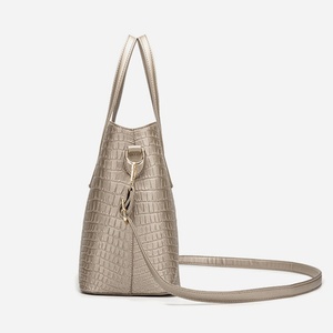 Sacs à main en cuir de luxe pour femmes, très tendance, ensembles de sacs à main en cuir d'alligator avec 4 pièces pour femmes - Product Image 3