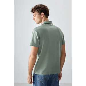 Polo de Algodón Piqué Verde Claro para Hombre, Talla Grande, Manga Corta, Corte Holgado, Básico 88381 - Product Image 1