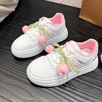 2025 femmes classique à la mode chaussures de sport décontractées doux confortable léger à lacets conception non irritant pour la marche en intérieur