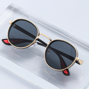 <span class=keywords><strong>Gafas</strong></span> de Sol <span class=keywords><strong>Redondas</strong></span> con Marco de Aleación Vintage 2025, Personalizadas con Logotipo, Fotocromáticas, Protección UV400, para Conducir, para Hombre y Mujer - Product Image 3