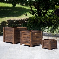 Jardinière en bois d'extérieur personnalisée d'usine OEM Décoration de jardin Lit de jardin surélevé Boîte à plantes en bois de pin