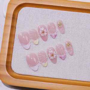 Faux ongles faits main, style européen et américain, motif floral transparent, très demandés en Asie du Sud-Est - Product Image 2