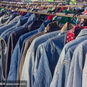 Abbigliamento Usato Estivo in Lotti Misti - Product Image 6