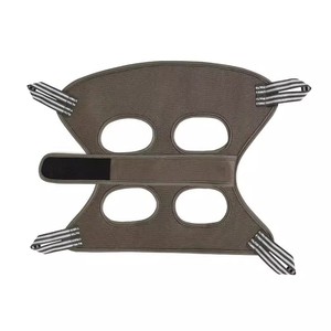 Hamac de toilettage pour chats, vert militaire amélioré, 1 pièce, tapis suspendu multifonctionnel pour toilettage, médicaments et alimentation - Product Image 1