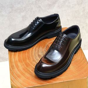 Chaussures basses en cuir de vachette noir pour hommes, idéales pour le bureau et les occasions formelles - Product Image 4