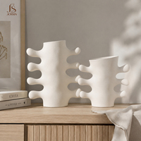 Vase à fleurs en céramique blanc mat Jossin Nordic, décoration de table sculpturale unique pour salon moderne, décoration intérieure