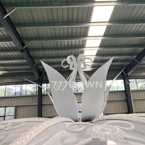 White Cinderella Style Electric Wedding Carriage With Ornate Design And Four <b>Wheels</b> For Special Events - Product Image 4