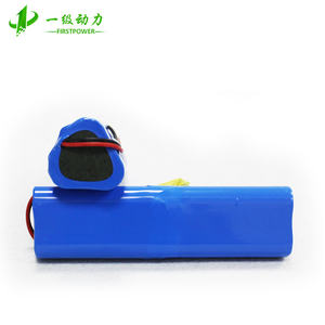 OEM ODM แบตเตอรี่ลิเธียมไฟ LED <span class=keywords><strong>3</strong></span>.7V 7.4V 12V 5Ah 7Ah 10Ah แบตเตอรี่ลิเธียมไอออนรอบลึก 18650 แบตเตอรี่ BMS สําหรับแสง - Product Image 3