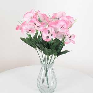 Bouquets de fleurs de pâquerette artificielles réalistes pour la maison, l'hôtel, les projets extérieurs, les décors de centres commerciaux et les arrangements de jardinières. - Product Image 3