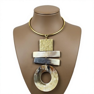 Luxury Buffalo Horn & Brass <b>Statement</b> <b>Necklace</b> Geometric Open Circle Horn Pendant Textured Gold Bar Rigid Choker Party Women's - Product Image 2