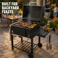 Outdoor-Holzkohlegrillwagen mit 3 Gusseisen-Grillrosten, Kurbelverstellbarer Holzkohlepfanne, Thermometer, Seitentisch und Rädern