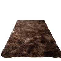Tapis d'intérieur moderne ultra doux et moelleux en polyester épais, fabriqué à la machine, couleur unie, imperméable et lavable pour la décoration de la maison