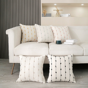 ปลอกหมอนทรงสี่เหลี่ยมสไตล์มินิมอลทันสมัยพร้อมลายจุด ปลอกหมอนถอดได้สำหรับตกแต่งบ้าน โซฟา ห้องนอน ห้องนั่งเล่น - Product Image 1