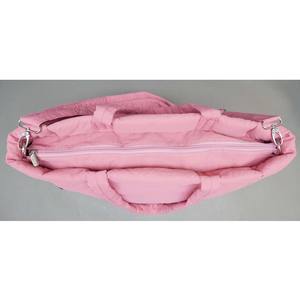 Service de développement de conception de sacs souples en nylon personnalisés OEM, création de sacs fourre-tout gonflés personnalisés pour les solutions de mode féminine - Product Image 5