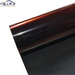 Vinilo para Automóviles que Cambia de Color de <span class=keywords><strong>la</strong></span> Marca LURENJIA - Rojo Mágico Negro |   Película de Protección de Pintura y Cambio de Color - Product Image 2
