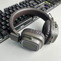 Auriculares de diadema retro de metal para gaming, inalámbricos de un solo oído con chipset JL, luz LED y bajos potentes, directos de fábrica.