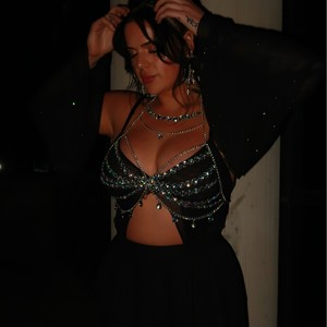 Bra <span class=keywords><strong>Harness</strong></span> Pendek Model Halter dengan Rantai, Bikini Berpayet Logam, Atasan Kristal, Perhiasan Tubuh, Pakaian Festival, Hadiah Liburan untuk Wanita - Product Image 3