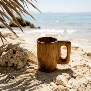 Chope à bière en bois artisanale, écologique, réutilisable, vaisselle durable pour hôtels, complexes hôteliers et usage domestique - Product Image 1