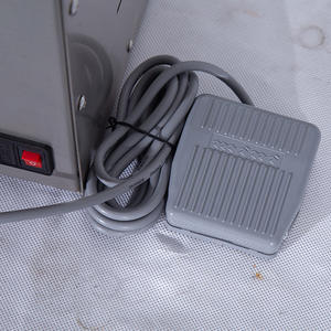 เครื่องบรรจุแบบปั๊มเพอริสตัลติกหัวคู่ Quande 220V กึ่งอัตโนมัติ สำหรับบรรจุของเหลวข้นในขวด ใช้งานง่าย - Product Image 1